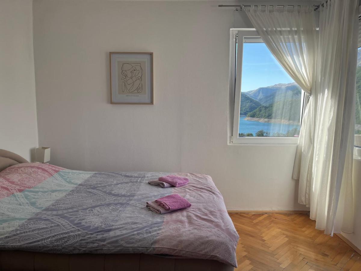 Cozy Apartment With The View Плужине Экстерьер фото