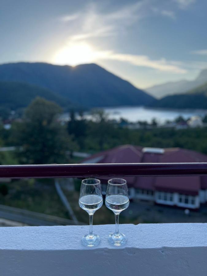 Cozy Apartment With The View Плужине Экстерьер фото
