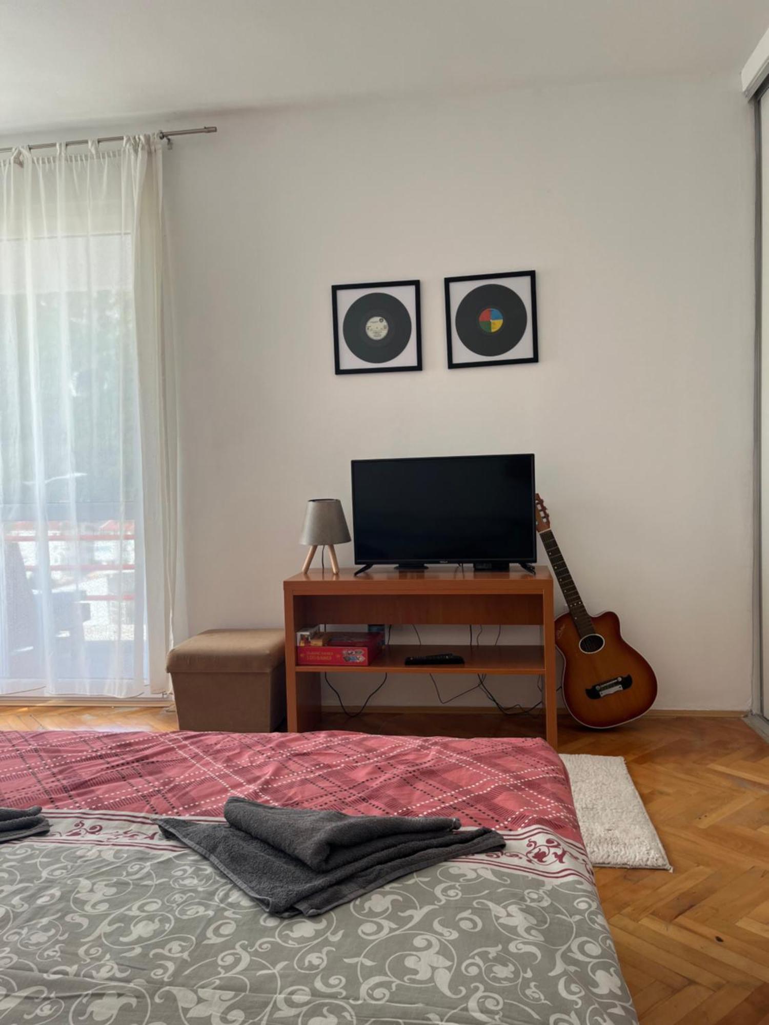 Cozy Apartment With The View Плужине Экстерьер фото